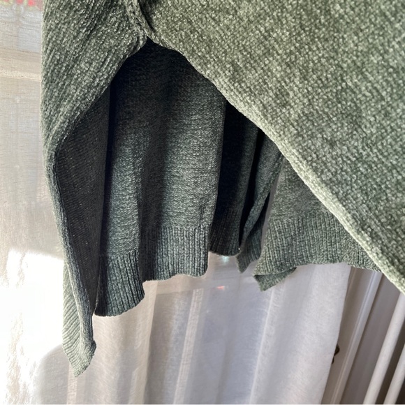 Chenille Pullover Poncho - Picture 4 of 9